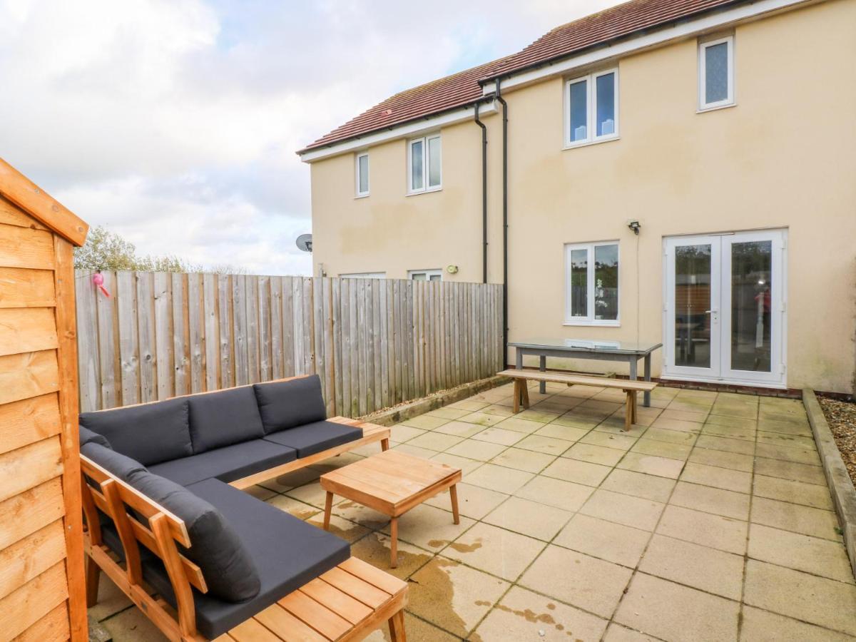 10 Belfrey Close Milford Haven Εξωτερικό φωτογραφία